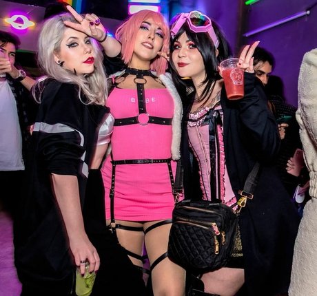 mirror selfie onlyfans perfect galleries