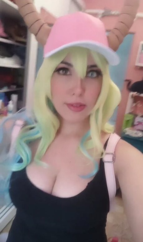 female popular onlyfans art nude photos