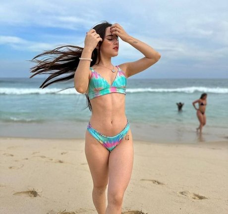 Leticia Pedro nice star picture