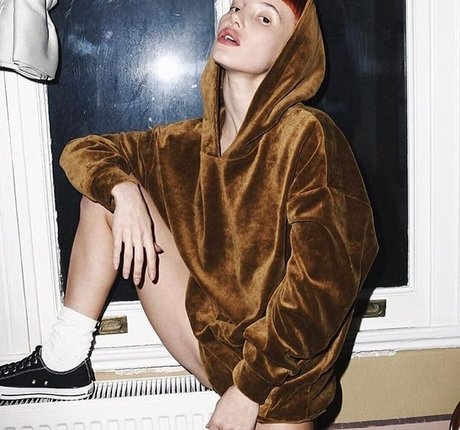 Lotussutra pornstar erotic photo