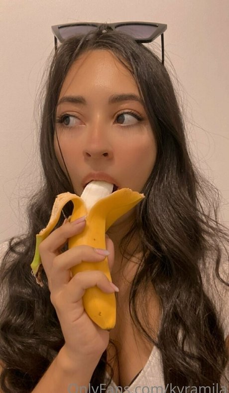 kyramila nude star pic