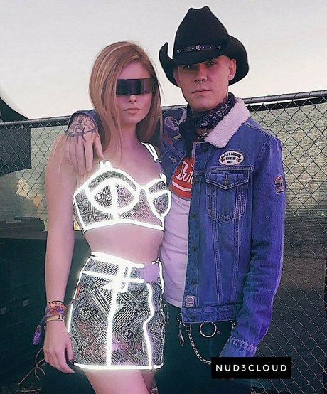 Chloe Mettenbrink pornstar high quality photos