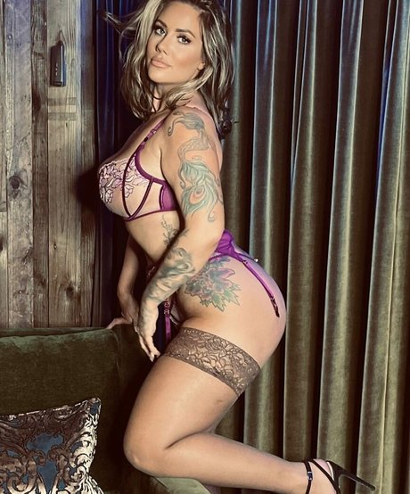 Victoria Love model exclusive photo