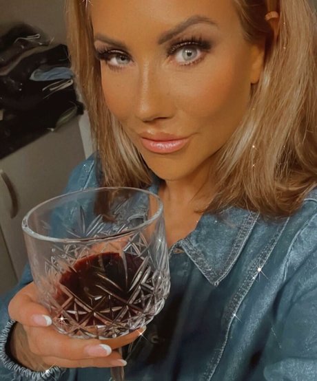 Victoria Love nudes star pics