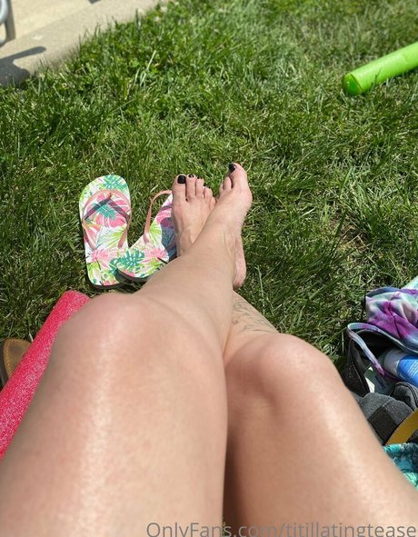 titillatingtease star nude picture