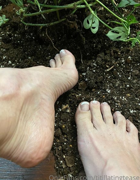 thigh high boots onlyfans art naked galleries