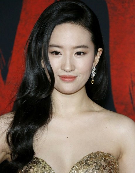 Liu Yifei porn star images