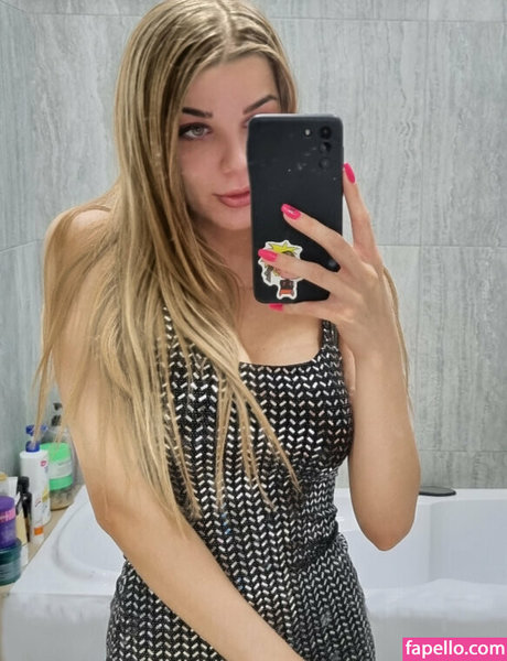 momsaysitsok star nude pictures