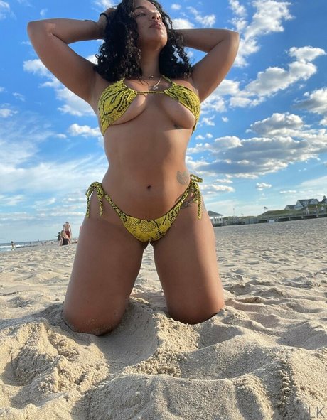 youlovekatof pornstar naked photo