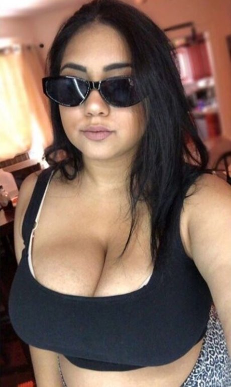 mynamesydalia model best image