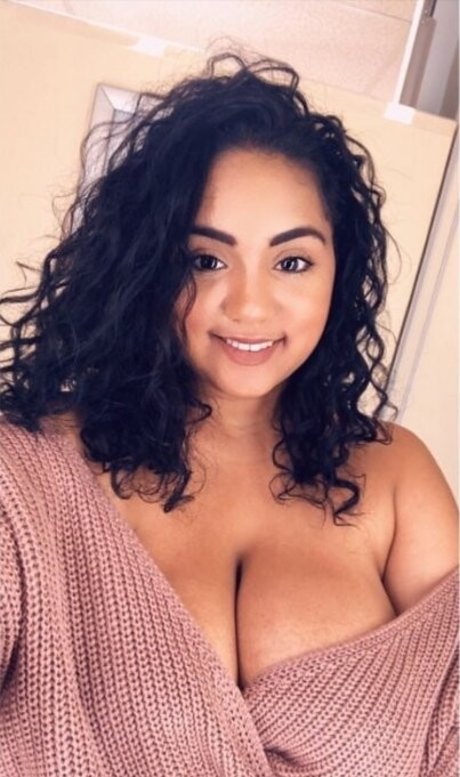 deep onlyfans beautiful picture