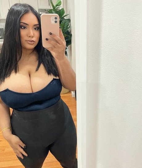 mynamesydalia pretty actress galleries