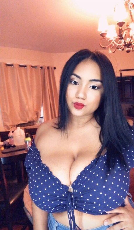 mynamesydalia exclusive model archive