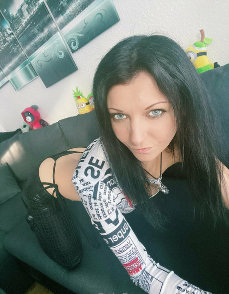 teen lesbian onlyfans hot xxx pic