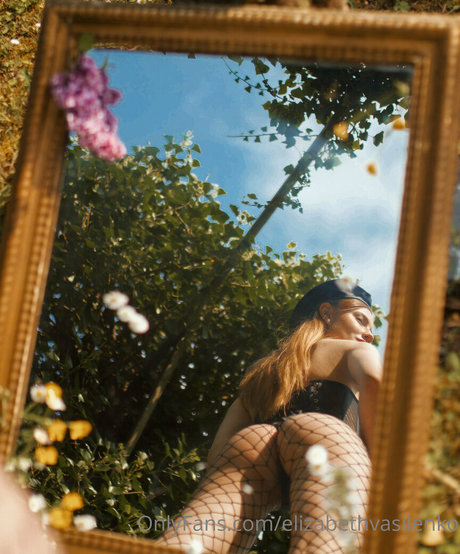 elizabethvasilenko nude model img