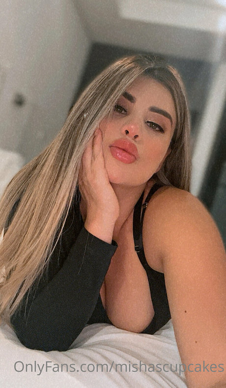 jennifer misha model nude archive