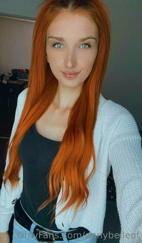 annybelleof sex model images