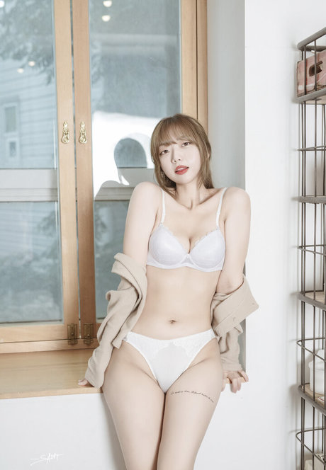 Koby_ model exclusive picture