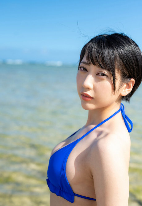 Hibiki Natsume erotic actress pics