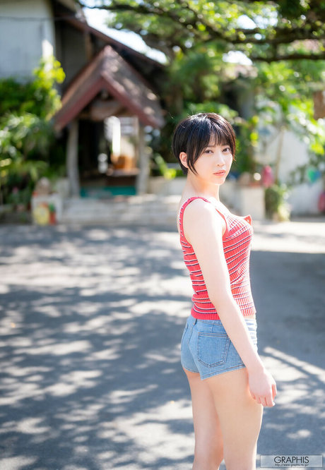 Hibiki Natsume pornstar high quality gallery