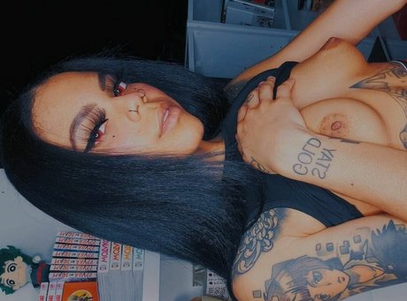 Cateyesenpaii pornstar sex img