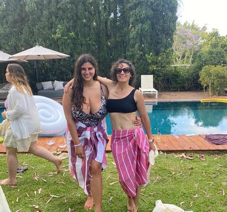 Coral Hagag art actress gallery