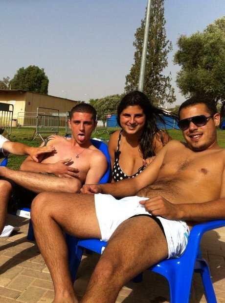 Coral Hagag star nudes photo