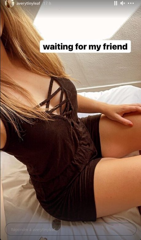 Averytinyleaf pornstar exclusive pics