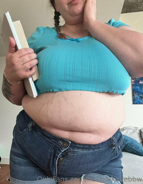 hungrykatiebbw model perfect img