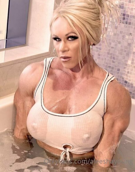 aleeshayoung nude star galleries