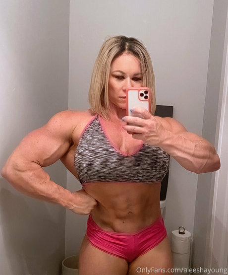 aleeshayoung pornstar sex gallery