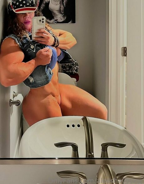 aleeshayoung star hd pics