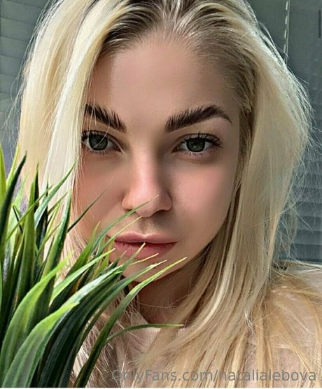natalialebova free star img