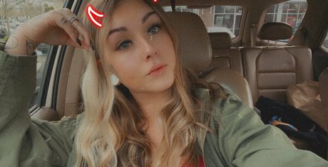 tattedprincess1998 pornstar naked photo