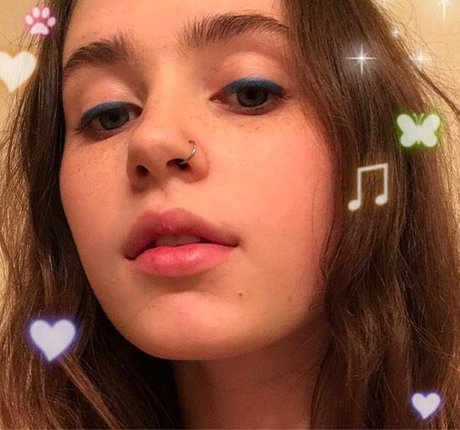 Clairo high quality model images