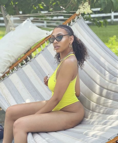 Sydney Celeste naked star images