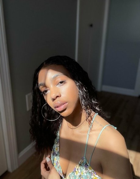 Sydney Celeste model nice pics