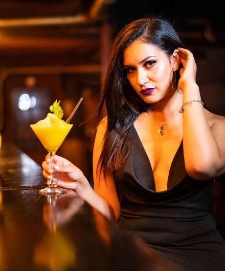 Rocio Lazarte model nude img