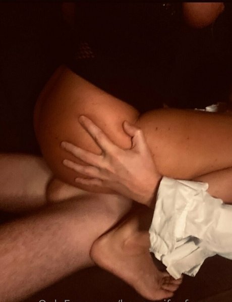 housewifeofnorway pornstar sexy pics