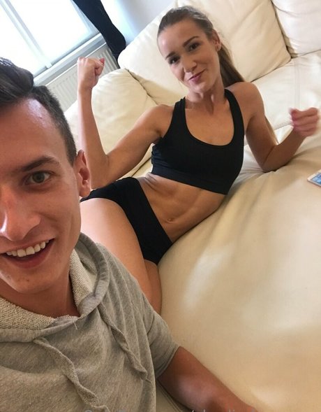 charliedeanporn star beautiful img