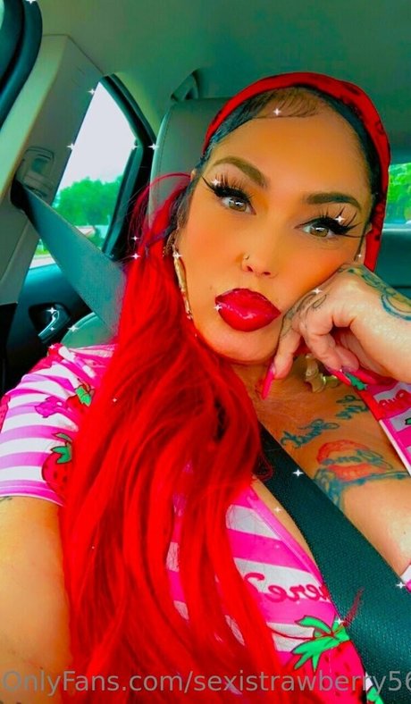 sexistrawberry5611 nude pornstar pics