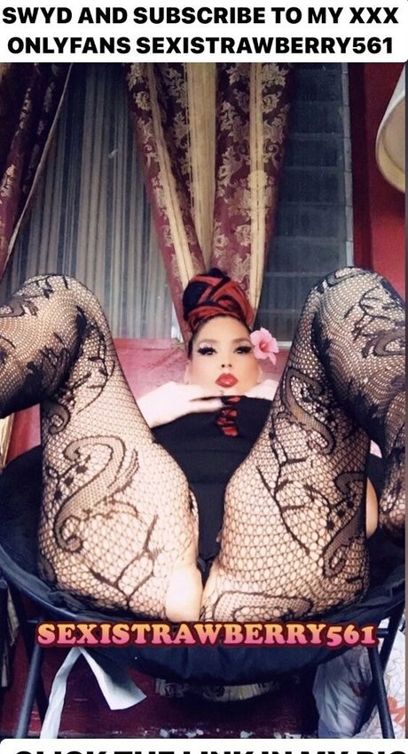 sexistrawberry5611 pornographic model photo