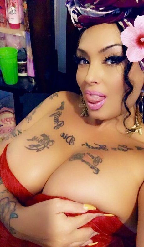 sexistrawberry5611 pornstar hot photo