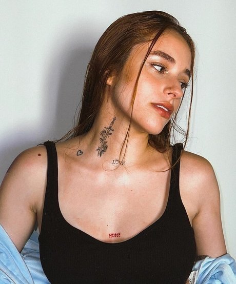 pointy tits onlyfans free sex gallery