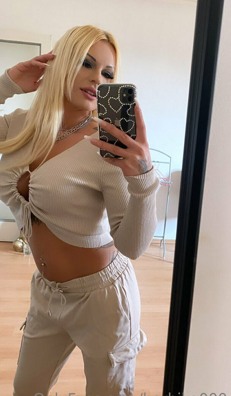 barbika000 pornstar naked gallery