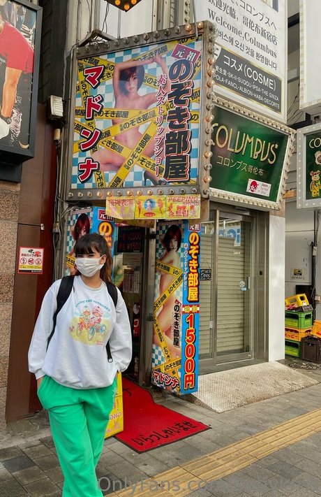 babykrris exclusive actress photo