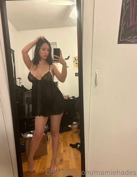 mamiehades model art pics