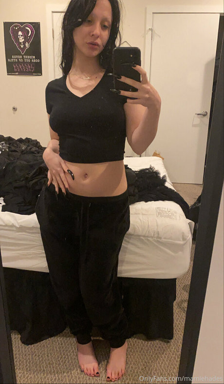 mamiehades model porn photos