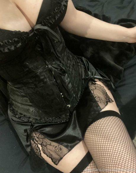 mamiehades sexy actress archive