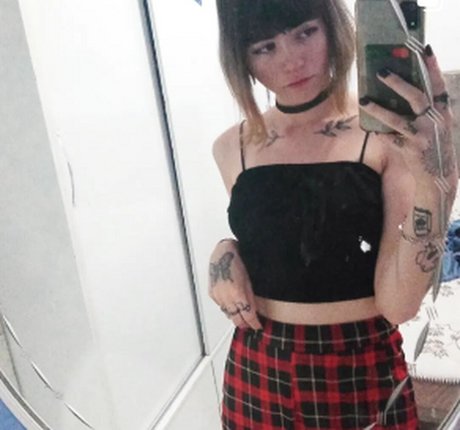 Lil Ravena pornstar adult archive